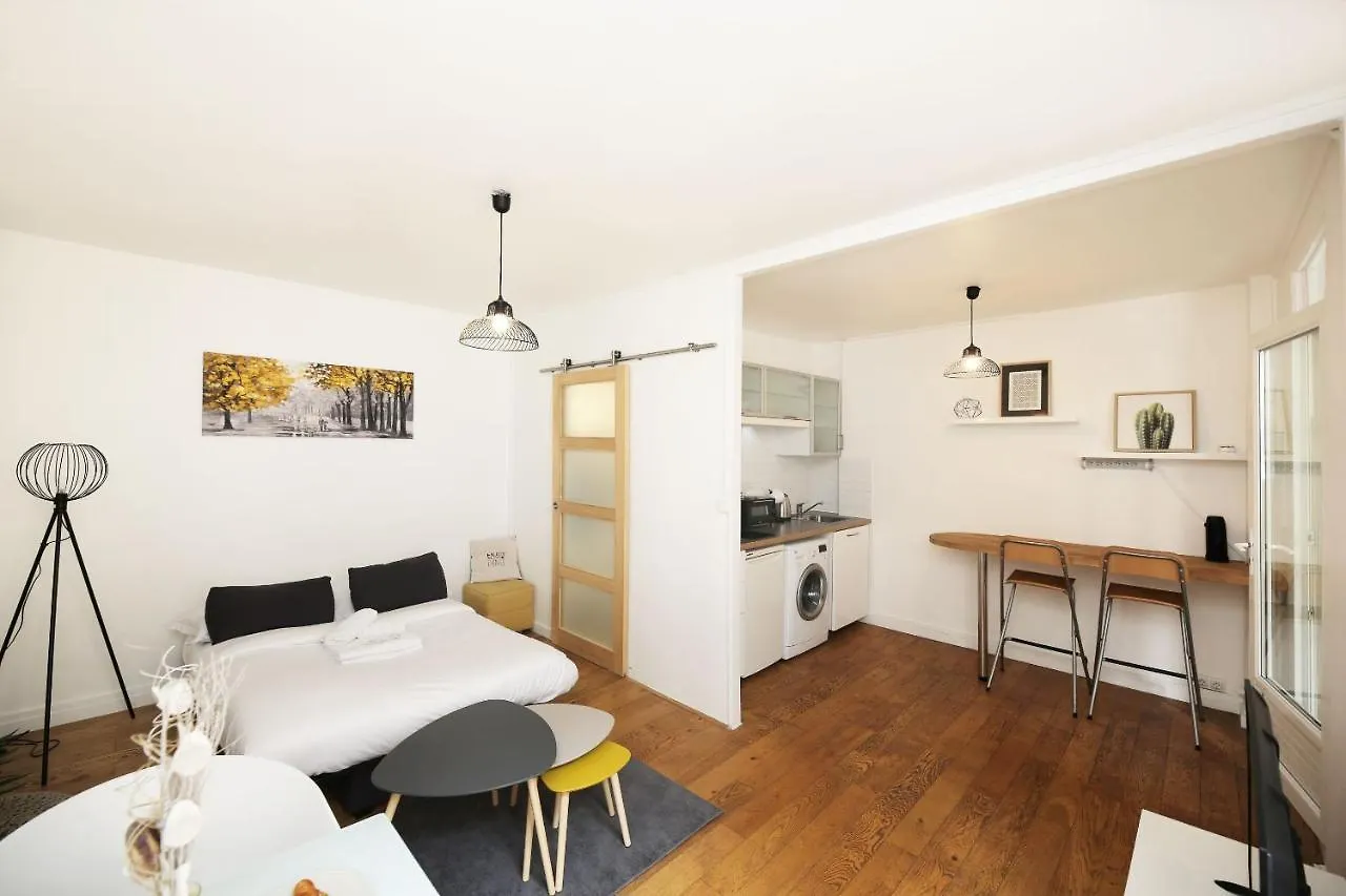 Zzz Letort - P2 Apartment Paris 0*,  France