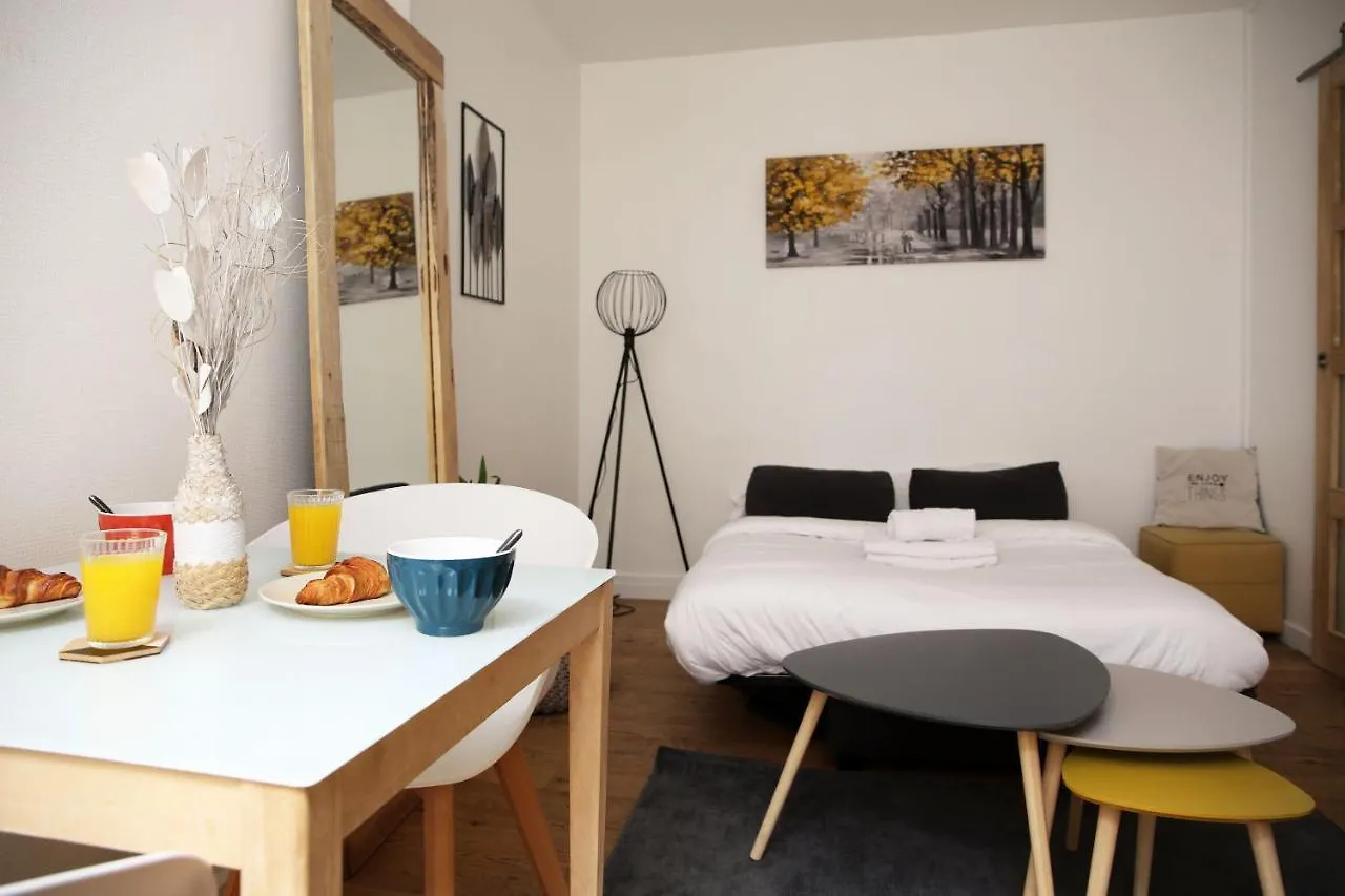 Zzz Letort - P2 Apartment Paris France